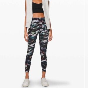 Lululemon wunder under high rise tight glacier cameo